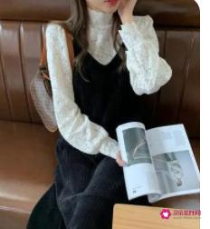 春天短裙怎么搭配上衣