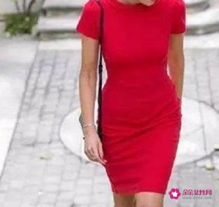 30岁的女人穿什么衣服合适