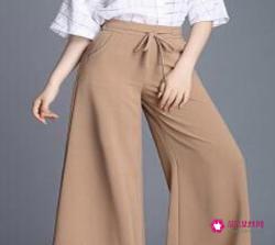 黑皮肤适合穿什么颜色的衣服