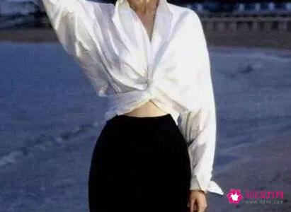 如何穿搭配衣服