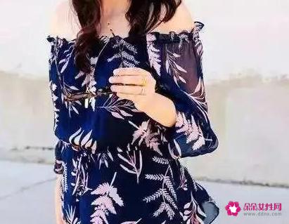 如何穿搭配衣服