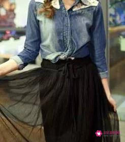 黑纱裙怎么搭配好看