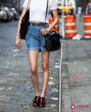 牛仔短裤搭配方法