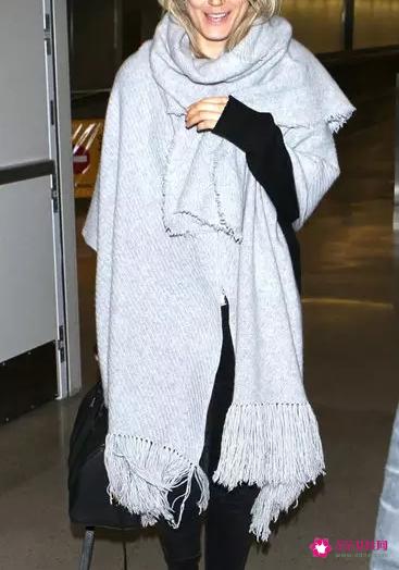 厚长围巾的各种围法