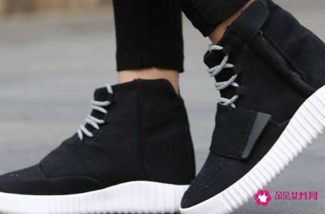 高帮鞋如何搭配