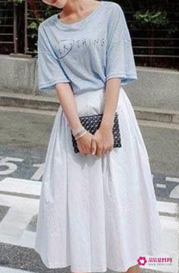 夏季如何搭配服装