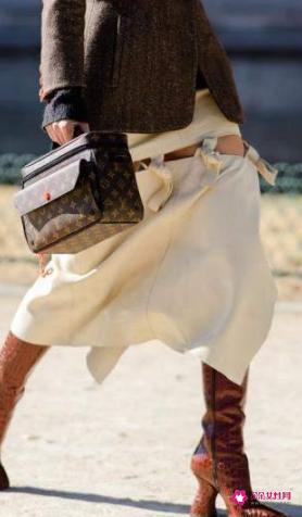 腿短穿什么鞋子显腿长