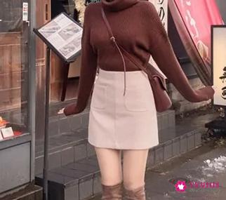 冬季长裙配什么上衣好看
