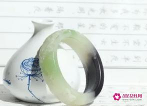 手镯是代表什么意思