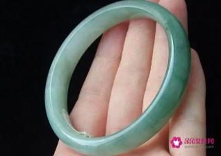 手镯是代表什么意思
