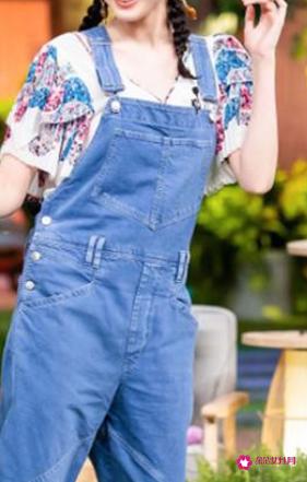 吊带牛仔裤穿搭