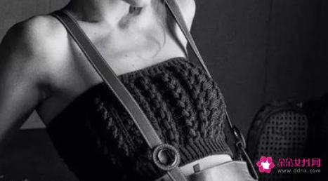 吊带牛仔裤穿搭