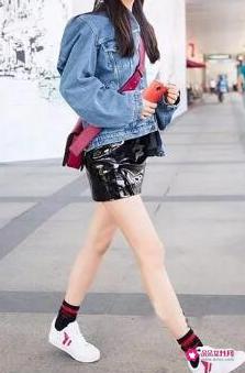 简单衣服搭配技巧