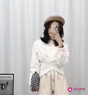 皮肤偏暗黄的人适合穿什么颜色