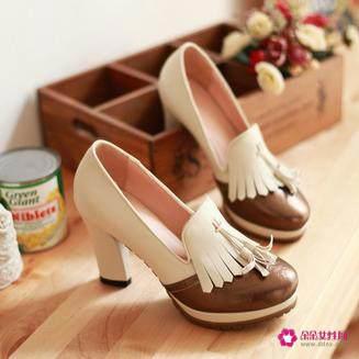 带流苏的鞋好看吗