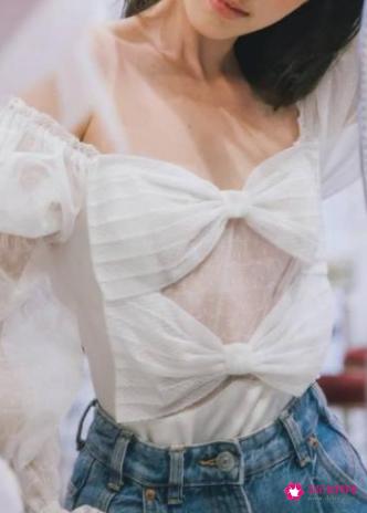 芥末绿色适合什么肤色