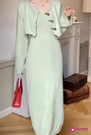 比较薄的外套搭配