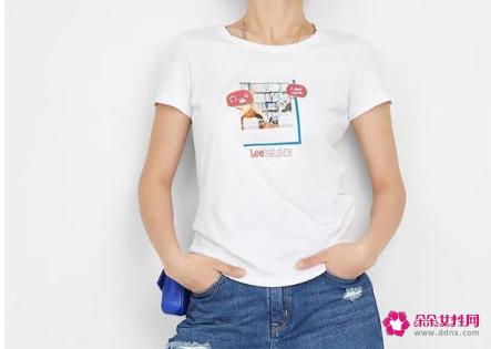 可爱的百搭T恤