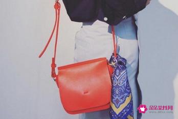 小丝巾的多种系法