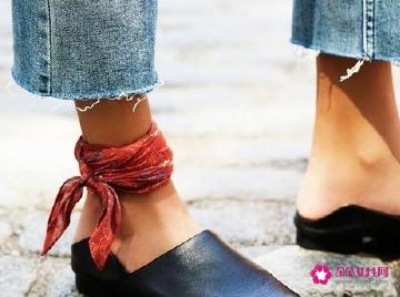 小丝巾的多种系法