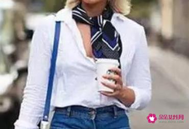 小丝巾的多种系法