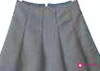 蓝色t恤怎么搭配