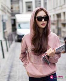 卫衣里面穿什么好