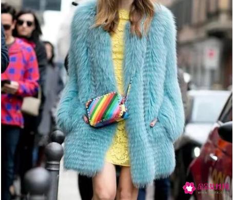 皮草搭配什么衣服好看