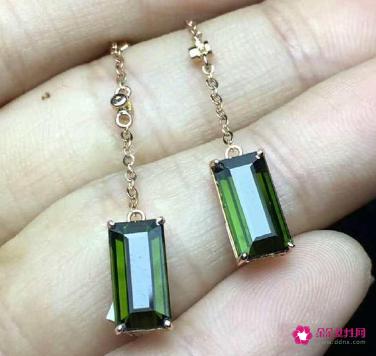 女士耳钉十大奢侈品牌