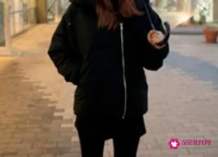 肤色偏黄应该穿什么颜色的衣服比较好