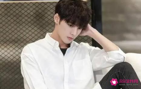 聚会穿什么样的衣服