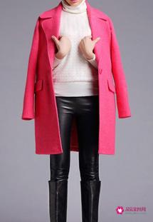 玫红色配什么颜色好看