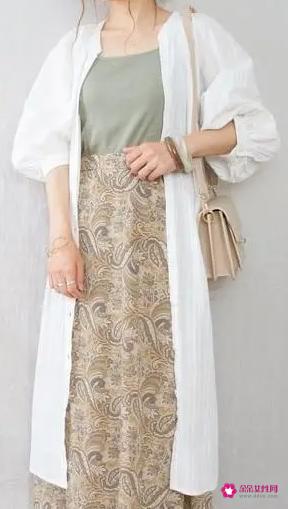 连衣裙搭配指南