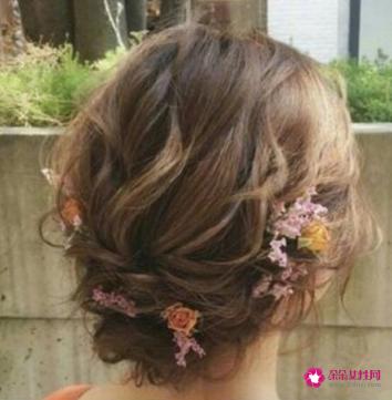 自己盘头发的方法图解