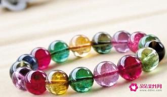 女人戴什么首饰最养人