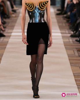 奢华晚礼服模特走秀