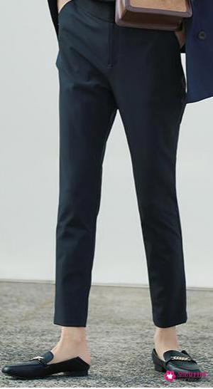 休闲西装可以搭什么鞋