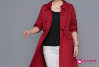 50岁的女人适合穿什么衣服