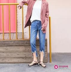 松糕凉鞋怎么搭配衣服