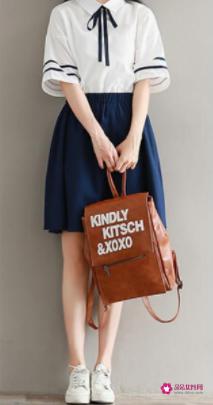 校裙怎么搭配鞋子