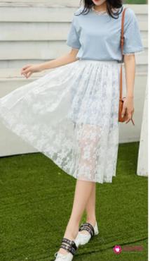 校裙怎么搭配鞋子