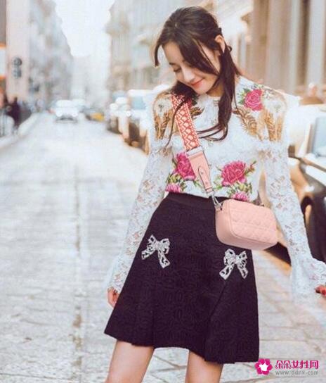 夏季流行的时尚包包