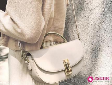 夏季流行的时尚包包