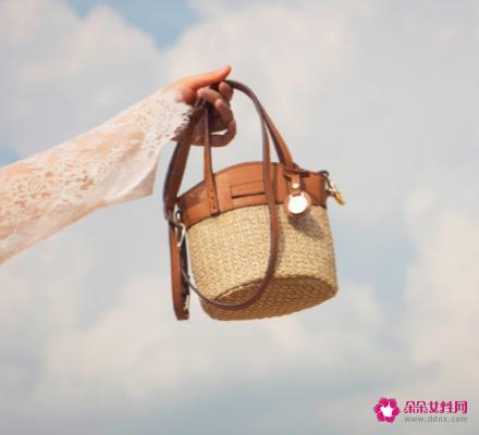 夏季流行的时尚包包