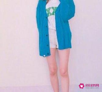 糖果色的衣服怎么搭配