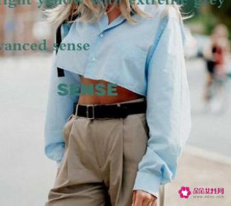 糖果色的衣服怎么搭配