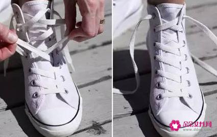 系鞋带的简单方法步骤