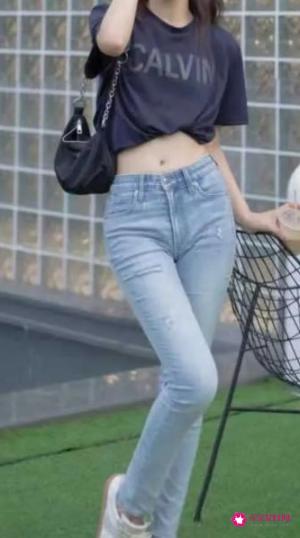 夏季如何搭配服装更时尚