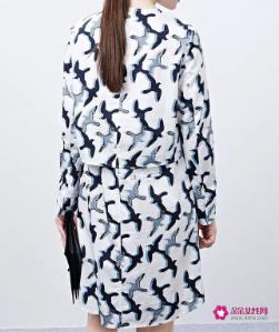 今年最流行的连衣裙款式图