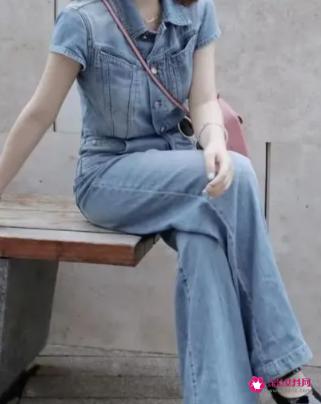 今年女生流行穿什么衣服